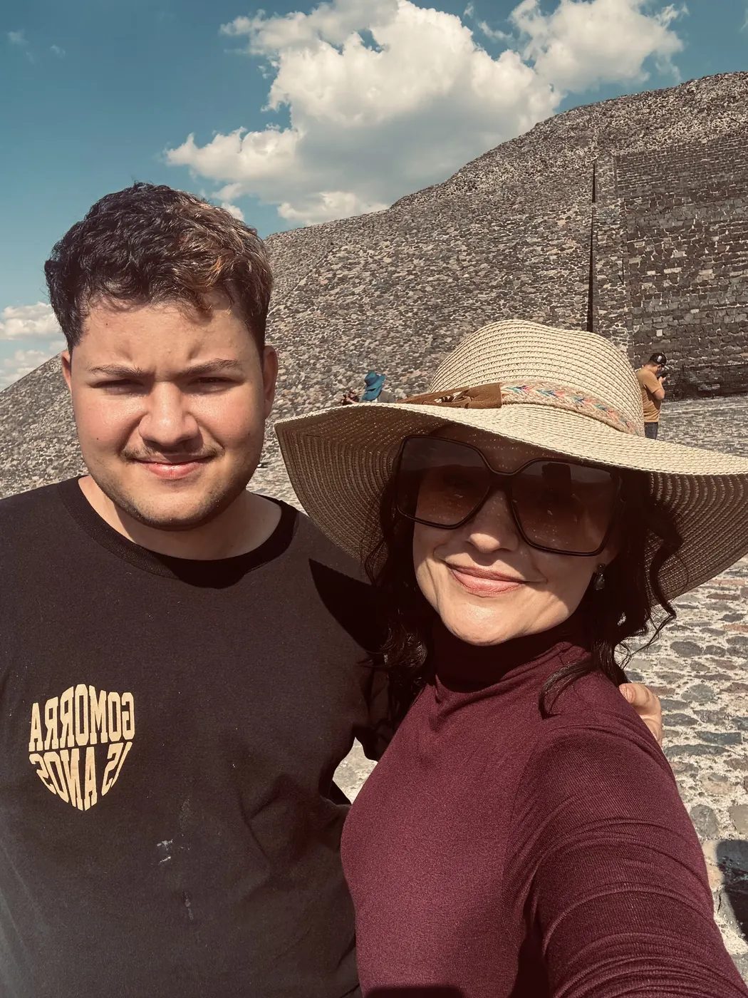 Bruna e Diogo em Teotihuacan